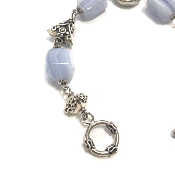 Artisan Made Pale Blue Lace Agate Silver Bali Beads Bracelet Toggle Clasp 8.25” - Picture 4 of 11